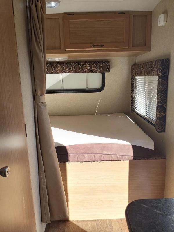 used Travel Trailers Pacific Coachworks Econ for sale, in Hesperia, CA Thumbnail 4