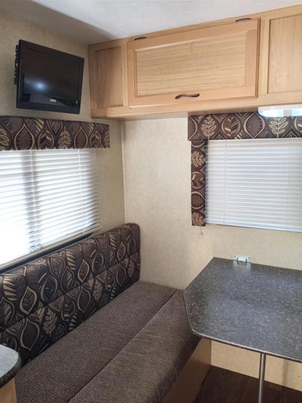 used Travel Trailers Pacific Coachworks Econ for sale, in Hesperia, CA Thumbnail 7