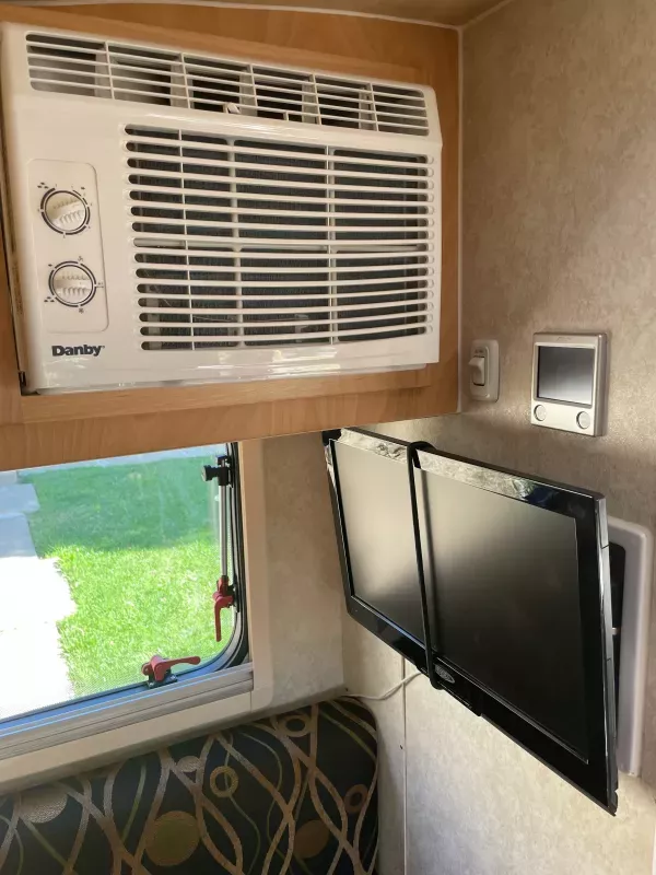used Travel Trailers nuCamp Tab for sale, in Lodi, CA Thumbnail 9