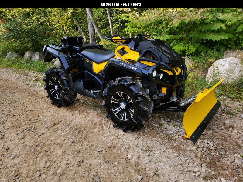 2014 Can Am Outlander 1000 XMR with plow 2014 Can Am Outlander 1000 XMR with plow