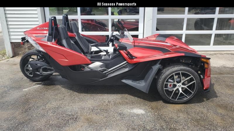 2018 Polaris Slingshot SL only 859 miles 2018 Polaris Slingshot SL only 859 miles