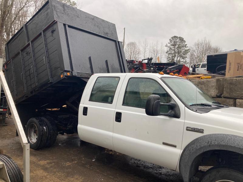 2005 Ford F450 XL Crew Cab Chipper Dump Truck, 2wd, 6.0L Diesel, Automatic 114k miles 2005 Ford F450 XL Crew Cab Chipper Dump Truck, 2wd, 6.0L Diesel, Automatic 114k miles