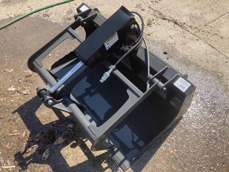 44 Solid Floor Single Cylinder Grapple Smooth CID MTGB44 MT55/MT85 Mini Skid Steer Attachment 44 Solid Floor Single Cylinder Grapple Smooth CID MTGB44 MT55/MT85 Mini Skid Steer Attachment