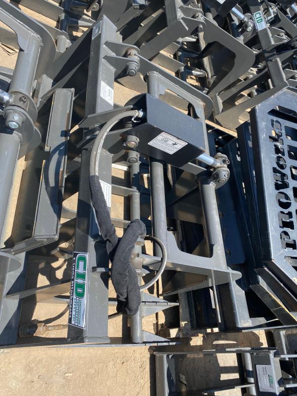 42 Solid Floor Single Cylinder Grapple Smooth CID DGB42 Mini Skid Steer