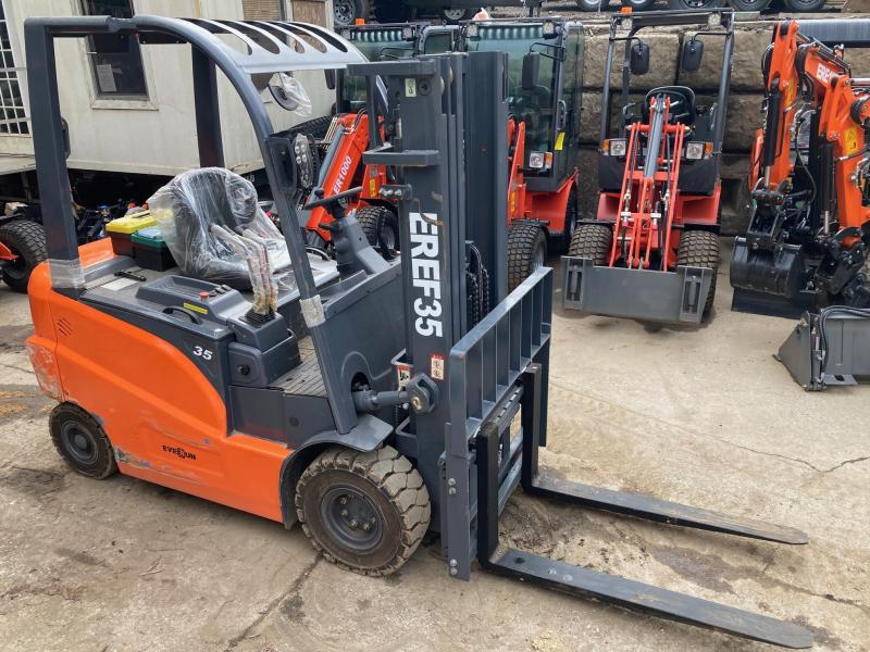 2021 Everun EREF35 8000# Electric Fork Lift Side Shift Triple Mast