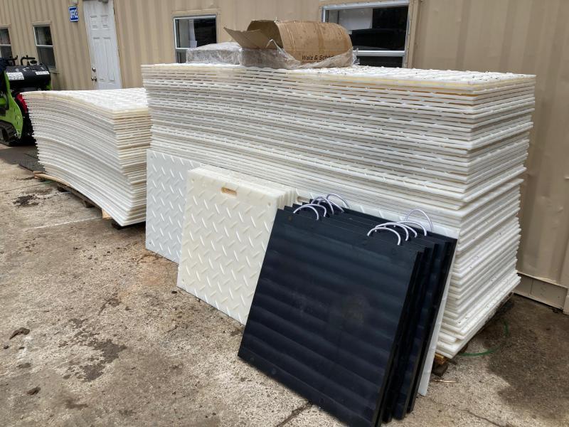 36"x96" 1/2" Thick UHDP Ground Protection Mat 36"x96" 1/2" Thick UHDP Ground Protection Mat