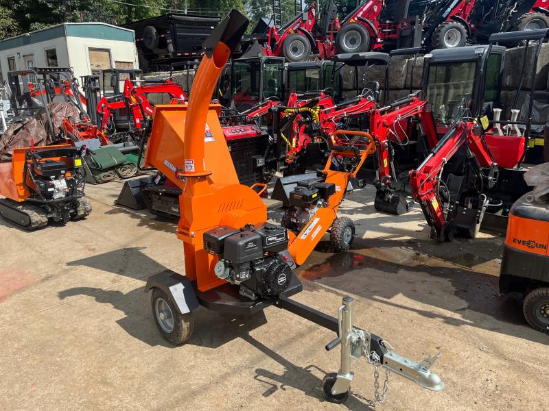 2022 Austter Towable Mini Wood Chipper 4.7 capacity 15 HP Ducar Free