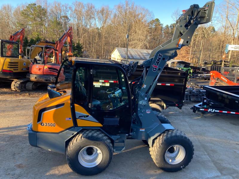 2021 Giant USA G3500 Articulating Wheel Loader, Cab Heat 2021 Giant USA G3500 Articulating Wheel Loader, Cab Heat