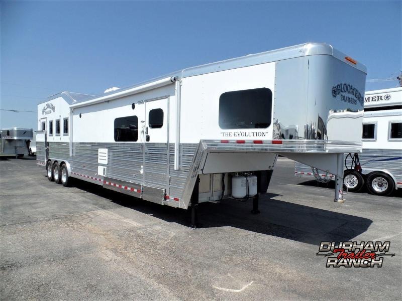2020 Bloomer 4H w/ 17'2"sw Outlaw Conversion w/ Hyd Slide Horse Trailer 2020 Bloomer 4H w/ 17'2"sw Outlaw Conversion w/ Hyd Slide Horse Trailer