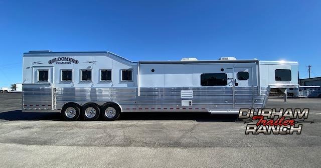 2019 Bloomer 5H Horse Trailer 2019 Bloomer 5H Horse Trailer