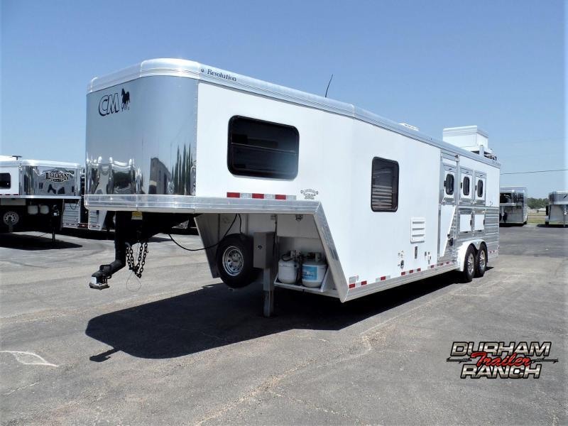 2011 CM Revolution 3H w/ 10' Short Wall Horse Trailer 2011 CM Revolution 3H w/ 10' Short Wall Horse Trailer