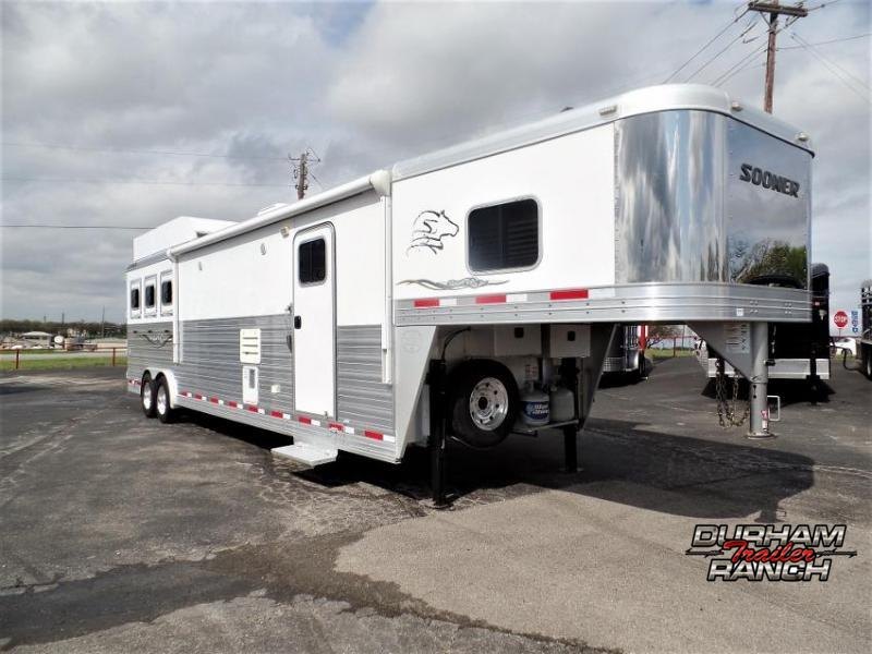 2016 Sooner 3H w/ 15' Short Wall LQ & 6'6" Slide Out Horse Trailer 2016 Sooner 3H w/ 15' Short Wall LQ & 6'6" Slide Out Horse Trailer