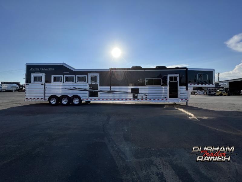 2020 Elite Trailers 5+ Horse 18' SW PC Load 2020 Elite Trailers 5+ Horse 18' SW PC Load
