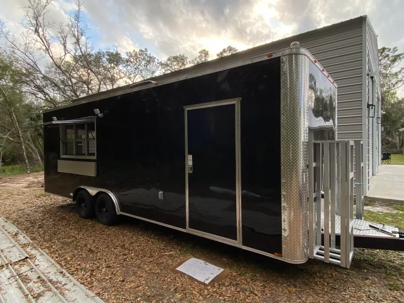 2024 Mobile Kitchen Unit / Food Truck Cynergy Barely used