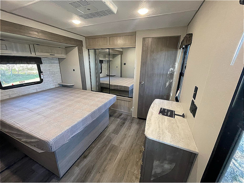 new Travel Trailers Coachmen Catalina Legacy Edition for sale, in Georgetown, TX Thumbnail 13
