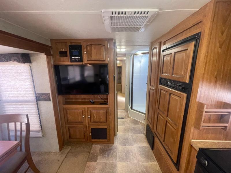 used Travel Trailers Forest River Rockwood Wind Jammer for sale, in Georgetown, TX Thumbnail 17