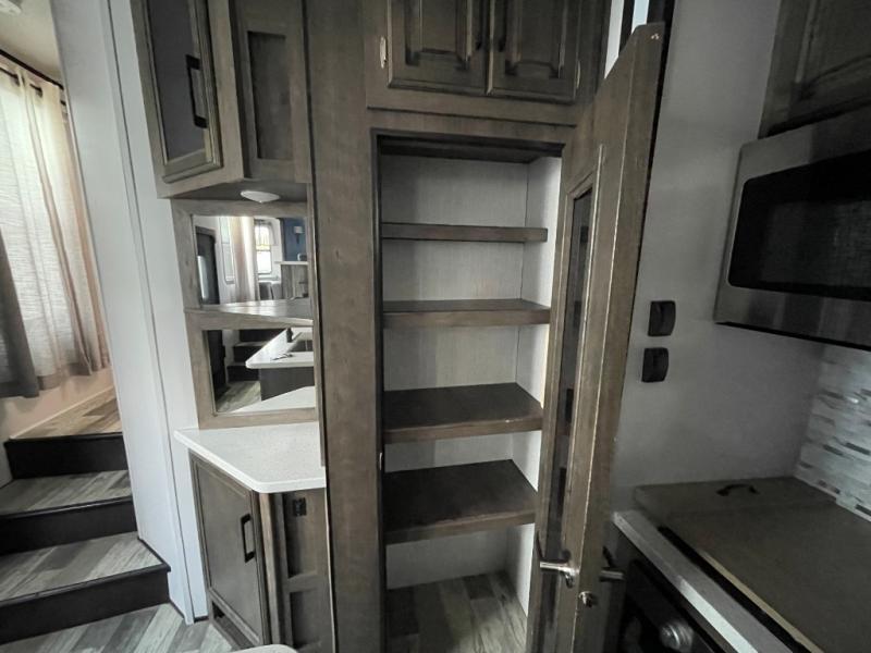 used Toy Haulers Heartland RV Cyclone for sale, in Georgetown, TX Thumbnail 23
