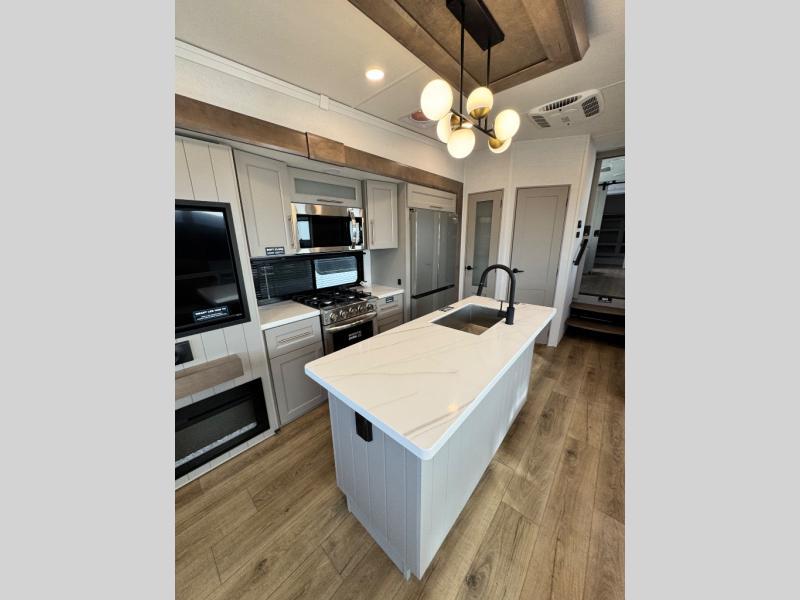new Fifth Wheel Trailers Alliance RV Paradigm for sale, in Georgetown, TX Thumbnail 19