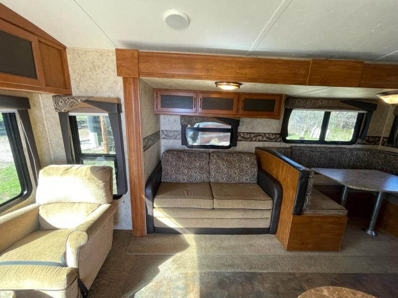 used Travel Trailers Keystone RV Premier Ultra Lite for sale, in Georgetown, TX Thumbnail 11