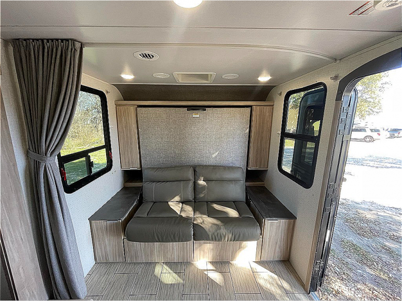 used Travel Trailers Winnebago Micro Minnie for sale, in Georgetown, TX Thumbnail 13