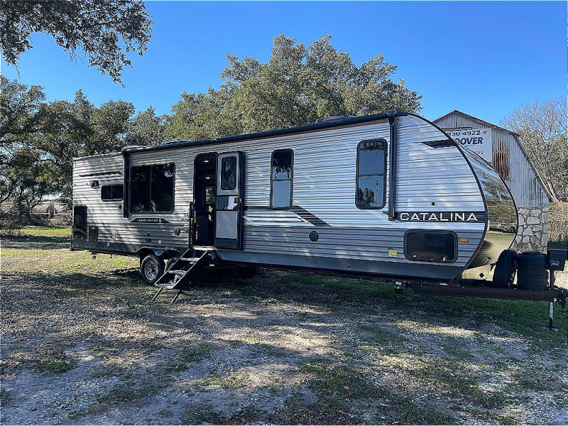 new Travel Trailers Coachmen Catalina Legacy Edition for sale, in Georgetown, TX Thumbnail 3