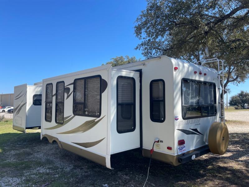 used Travel Trailers Forest River Rockwood Wind Jammer for sale, in Georgetown, TX Thumbnail 6