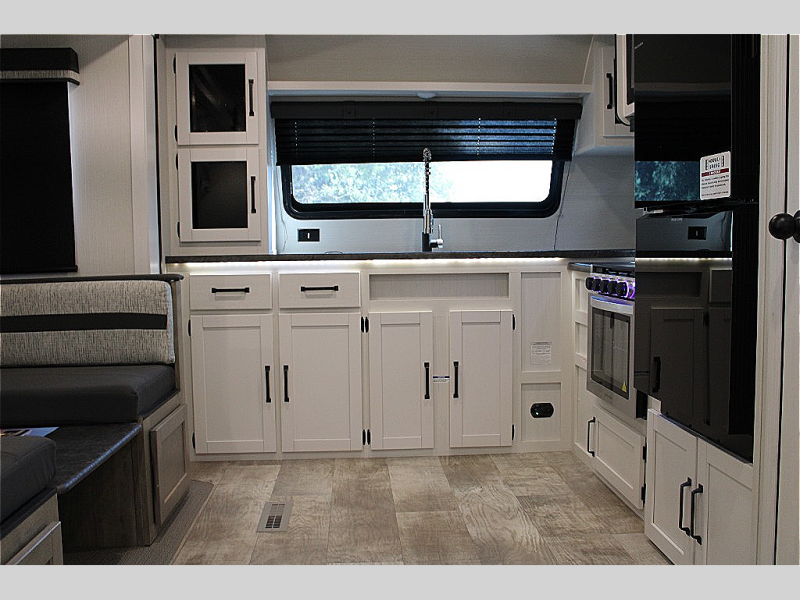 new Travel Trailers Palomino Puma for sale, in Georgetown, TX Thumbnail 32