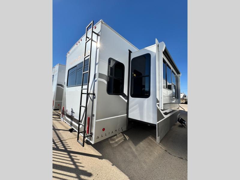 new Fifth Wheel Trailers Alliance RV Paradigm for sale, in Georgetown, TX Thumbnail 12