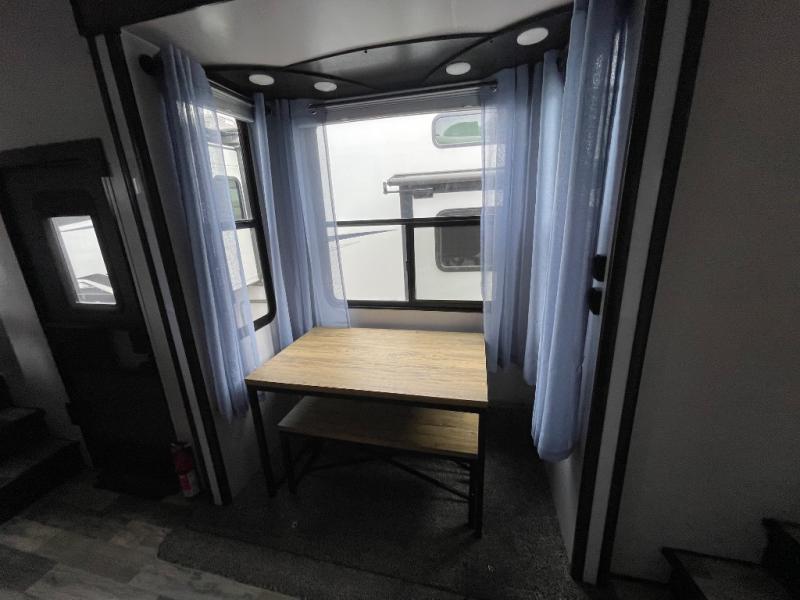 used Toy Haulers Heartland RV Cyclone for sale, in Georgetown, TX Thumbnail 21