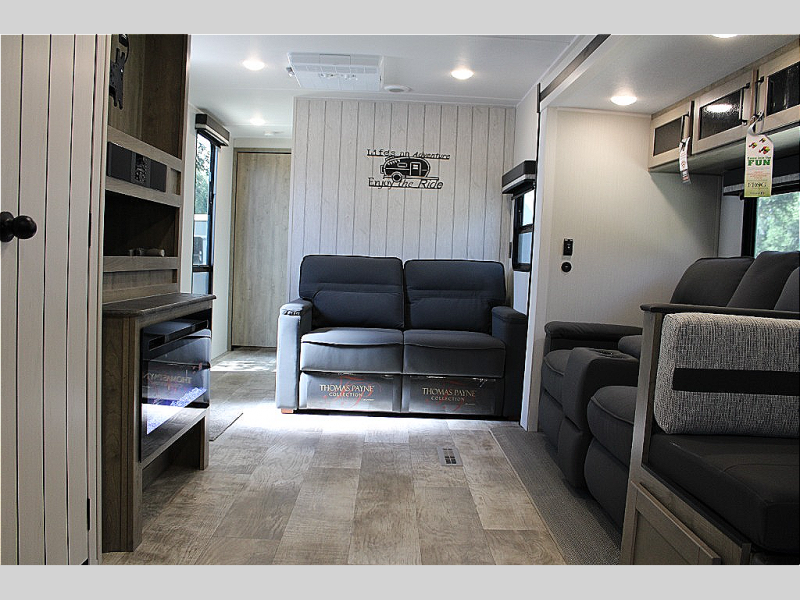 new Travel Trailers Palomino Puma for sale, in Georgetown, TX Thumbnail 30