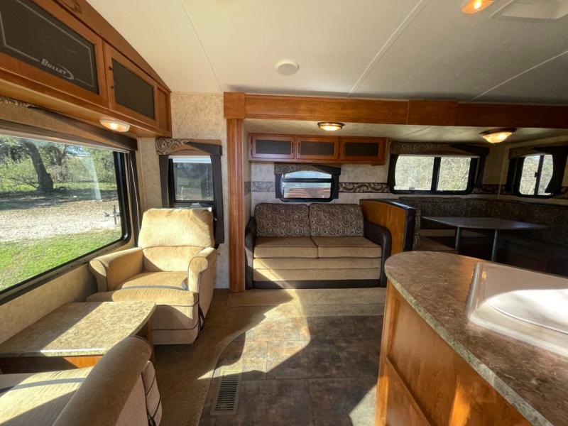 used Travel Trailers Keystone RV Premier Ultra Lite for sale, in Georgetown, TX Thumbnail 9
