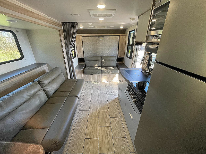 used Travel Trailers Winnebago Micro Minnie for sale, in Georgetown, TX Thumbnail 19