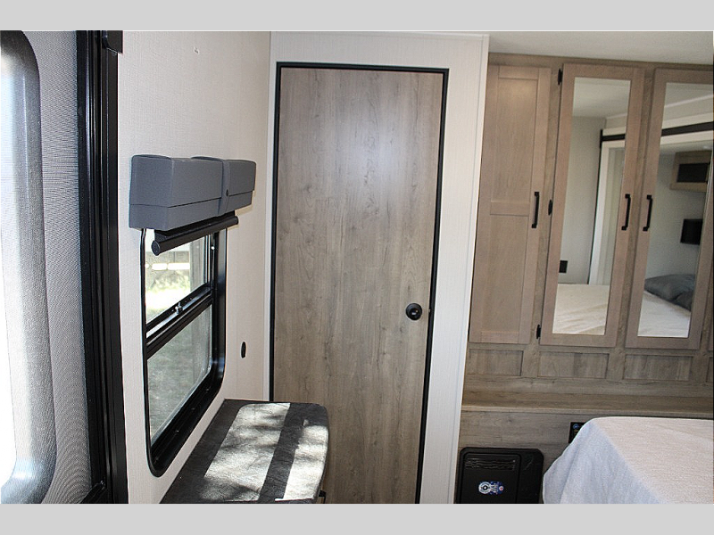 new Travel Trailers Palomino Puma for sale, in Georgetown, TX Thumbnail 42
