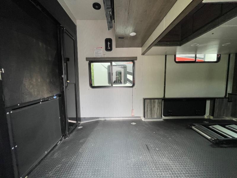 used Toy Haulers Heartland RV Cyclone for sale, in Georgetown, TX Thumbnail 16