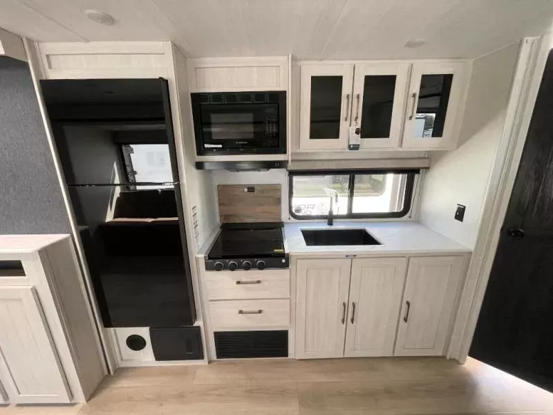new Travel Trailers Forest River Surveyor for sale, in Georgetown, TX Thumbnail 13