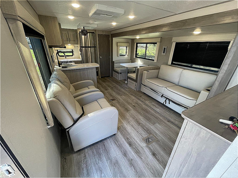 new Travel Trailers Coachmen Catalina Legacy Edition for sale, in Georgetown, TX Thumbnail 23