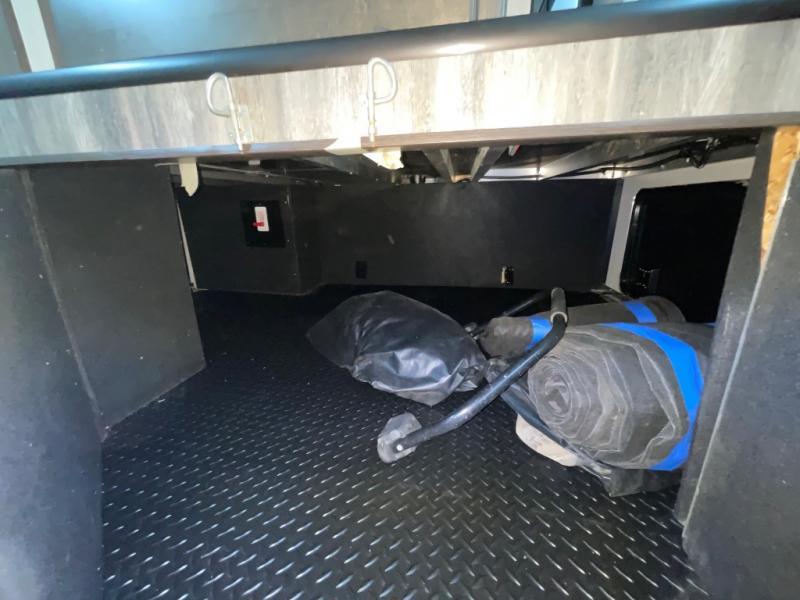 used Toy Haulers Heartland RV Cyclone for sale, in Georgetown, TX Thumbnail 18