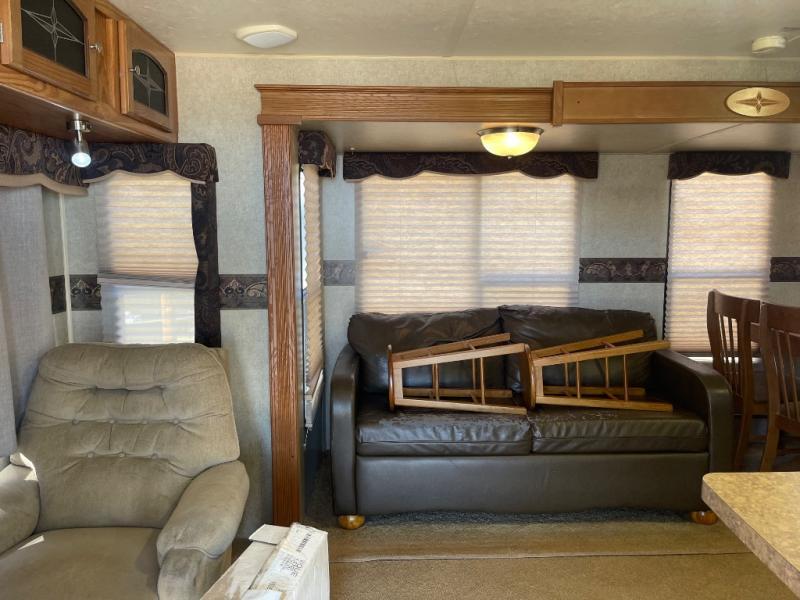 used Travel Trailers Forest River Rockwood Wind Jammer for sale, in Georgetown, TX Thumbnail 12