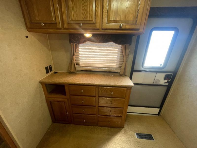 used Travel Trailers Forest River Rockwood Wind Jammer for sale, in Georgetown, TX Thumbnail 25