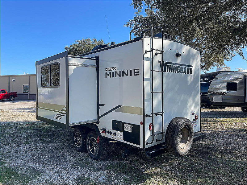 used Travel Trailers Winnebago Micro Minnie for sale, in Georgetown, TX Thumbnail 6