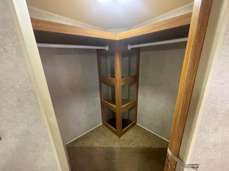 used Travel Trailers Forest River Rockwood Wind Jammer for sale, in Georgetown, TX Thumbnail 27