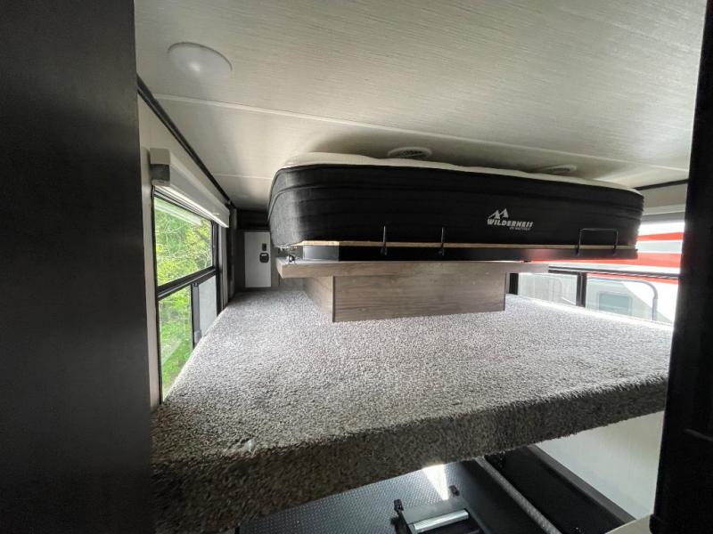 used Toy Haulers Heartland RV Cyclone for sale, in Georgetown, TX Thumbnail 36