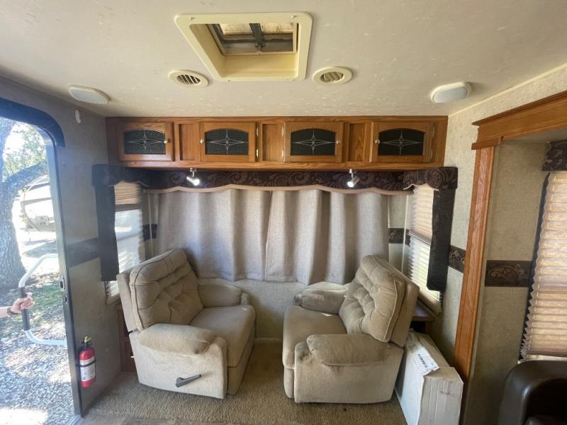 used Travel Trailers Forest River Rockwood Wind Jammer for sale, in Georgetown, TX Thumbnail 13