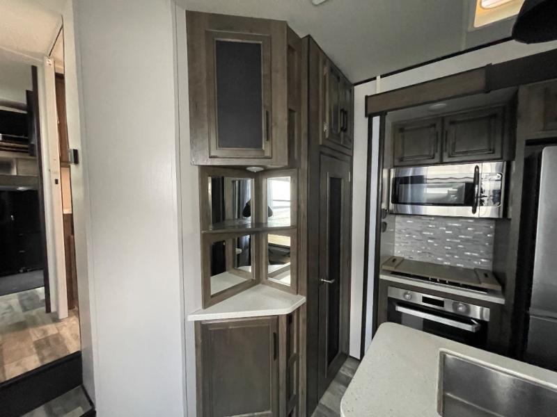 used Toy Haulers Heartland RV Cyclone for sale, in Georgetown, TX Thumbnail 24