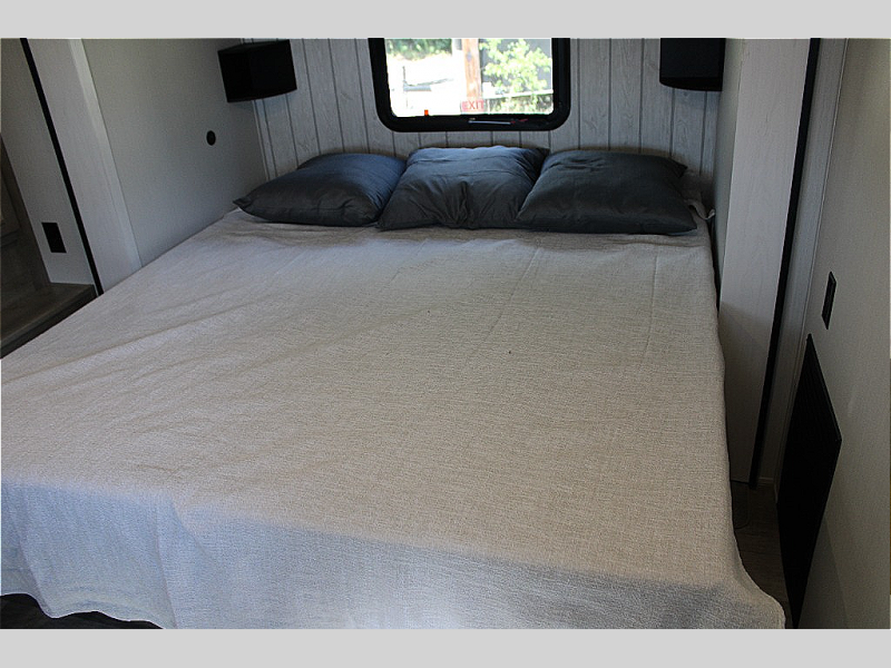 new Travel Trailers Palomino Puma for sale, in Georgetown, TX Thumbnail 44
