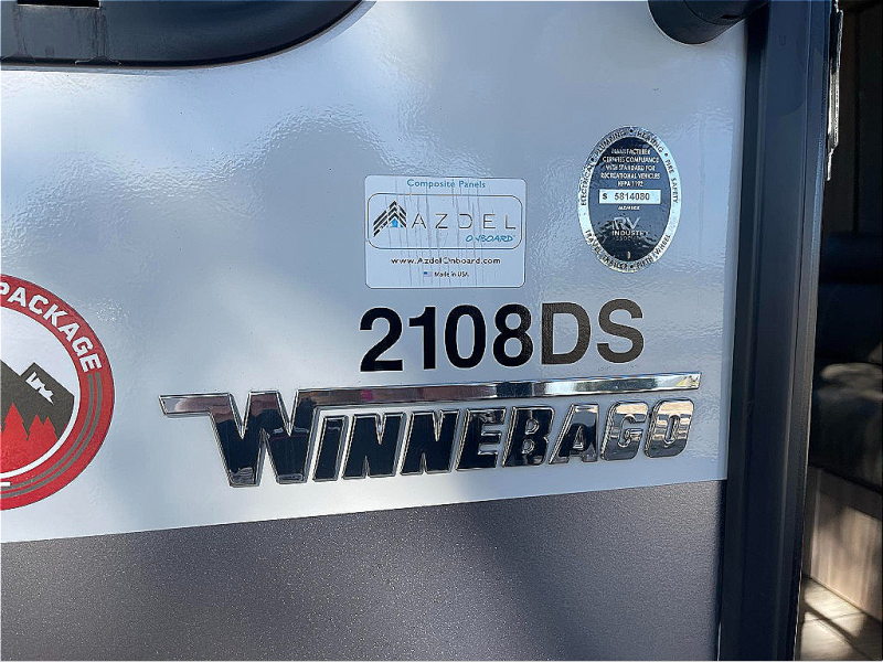 used Travel Trailers Winnebago Micro Minnie for sale, in Georgetown, TX Thumbnail 9