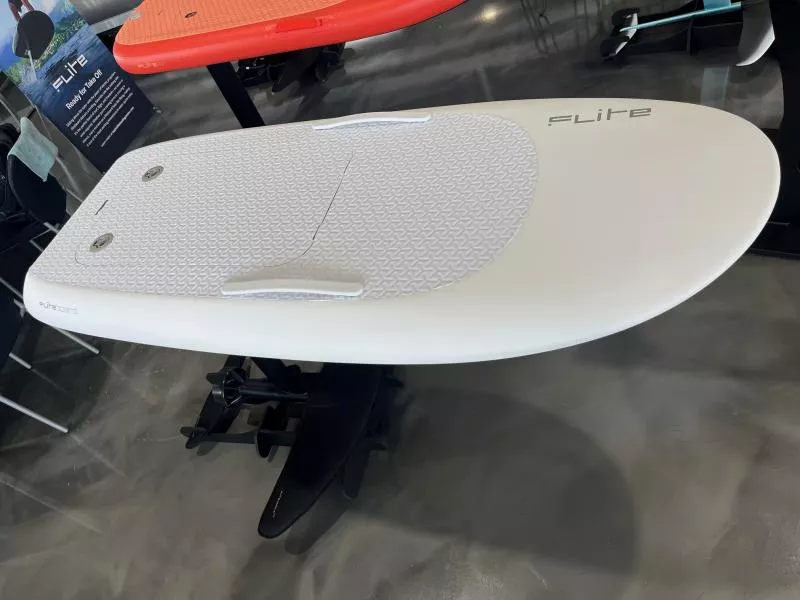 2025 Fliteboard Fliteboard White Foil 2025 Fliteboard Fliteboard White Foil UFEkQyjq9olr