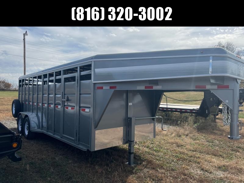 2023 S & S Dura-Line Stock Trailer Horse Trailer 2023 S & S Dura-Line Stock Trailer Horse Trailer