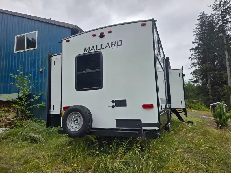 used Travel Trailers Heartland Mallard for sale, in Tillamook, OR Thumbnail 2