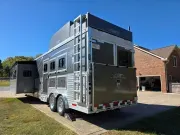 used Horse Trailers Lakota  for sale, in Clarksville, TN Thumbnail 4